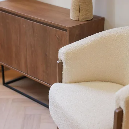 Elegant Situe Proche Du Palais *